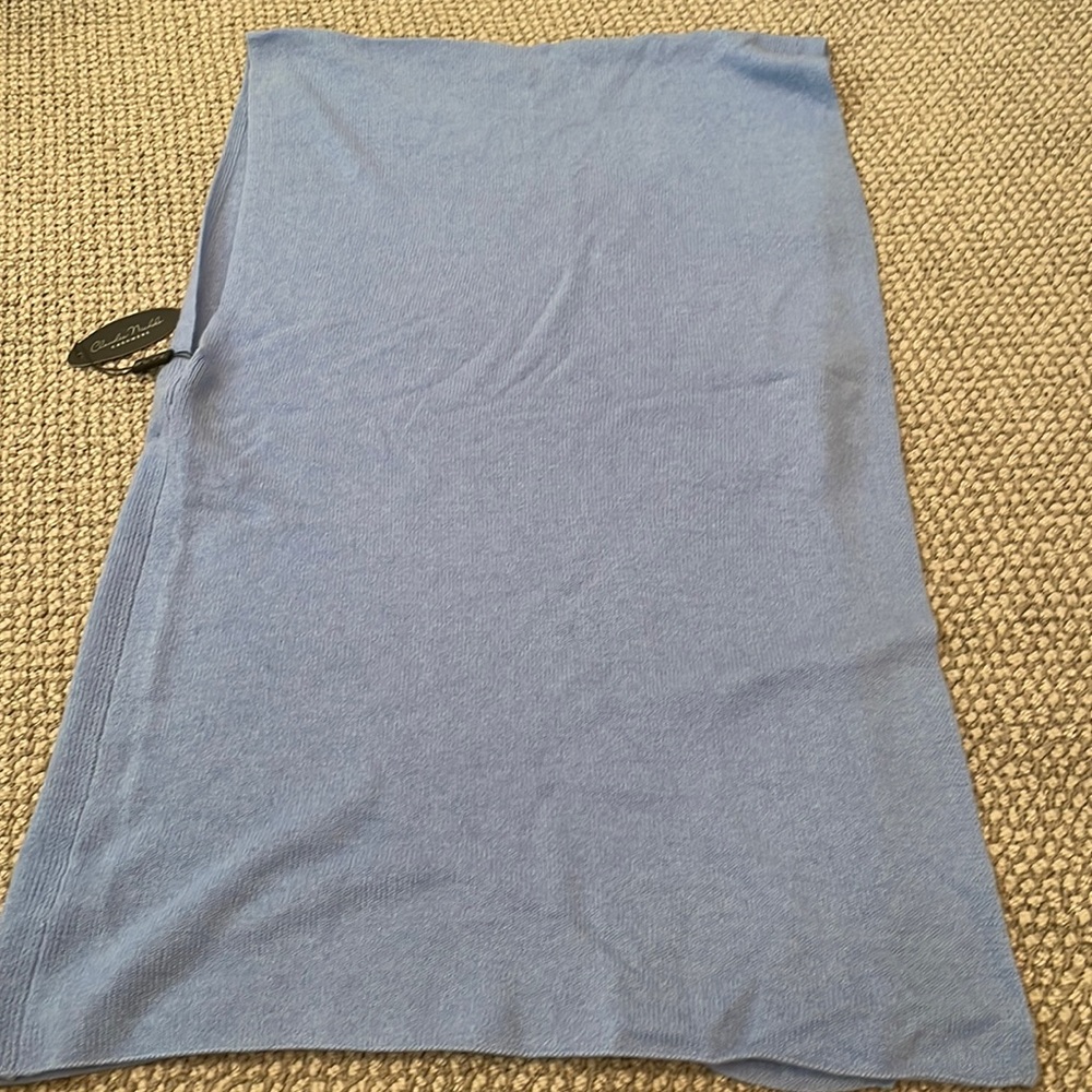 Black cashmere scarf/ponch (dress topper) blue. Tags on